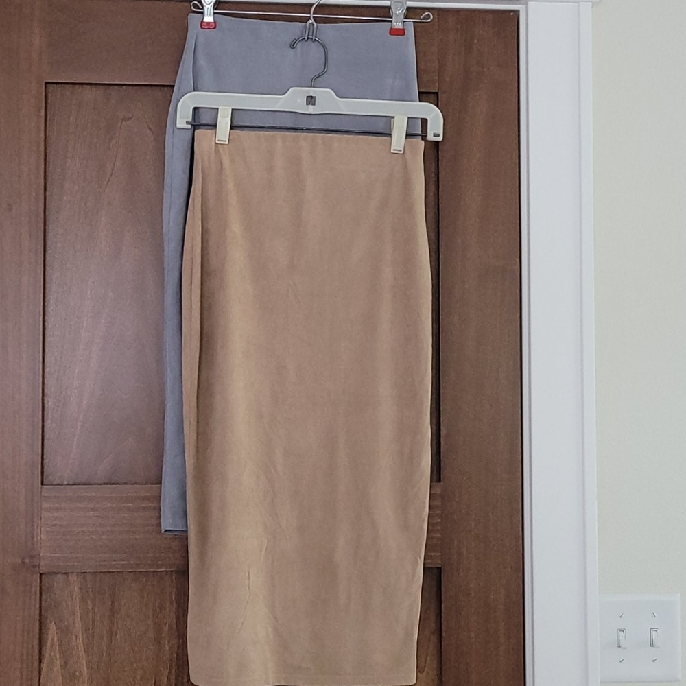 Midi faux suede skirt